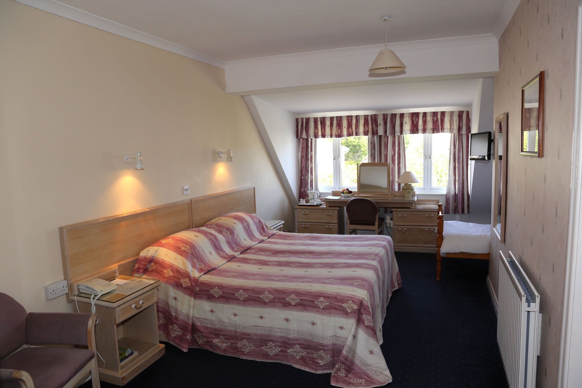 Beausite Hotel Grouville Ngoại thất bức ảnh